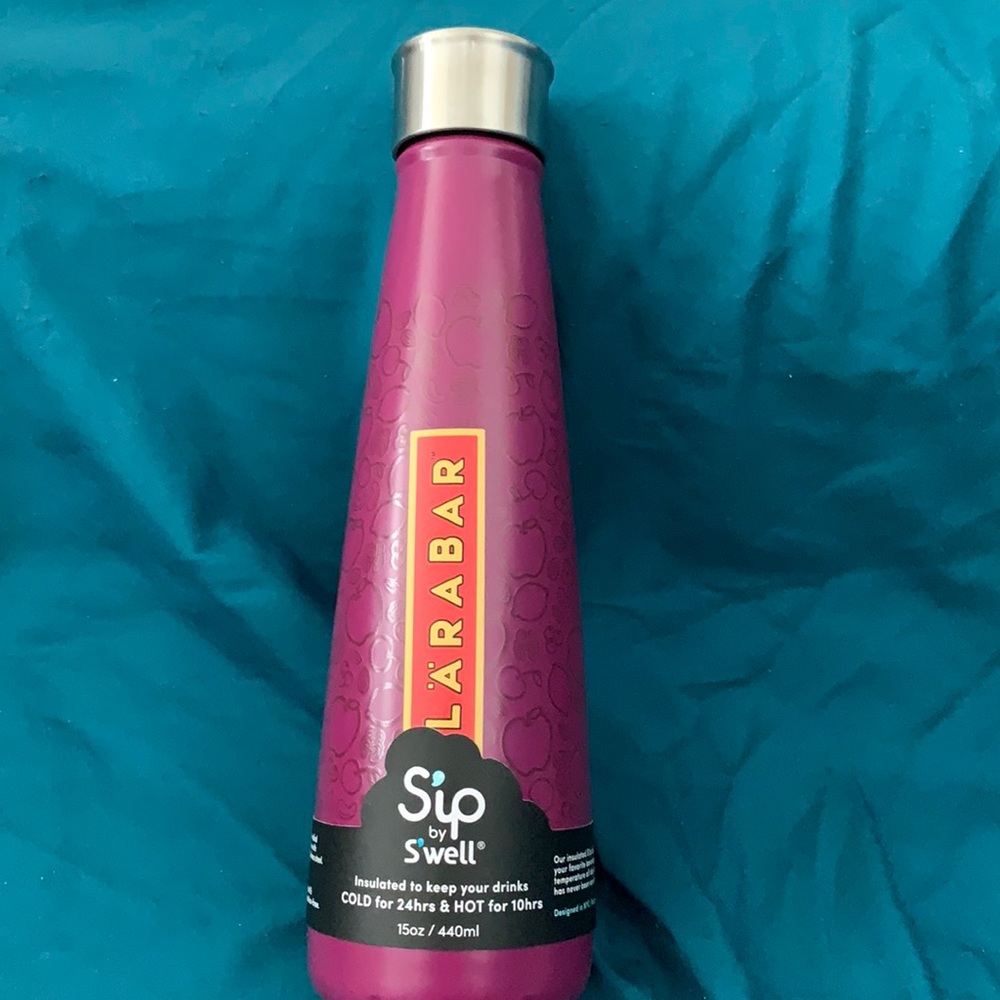 Sip by S’well Larabar design bottle